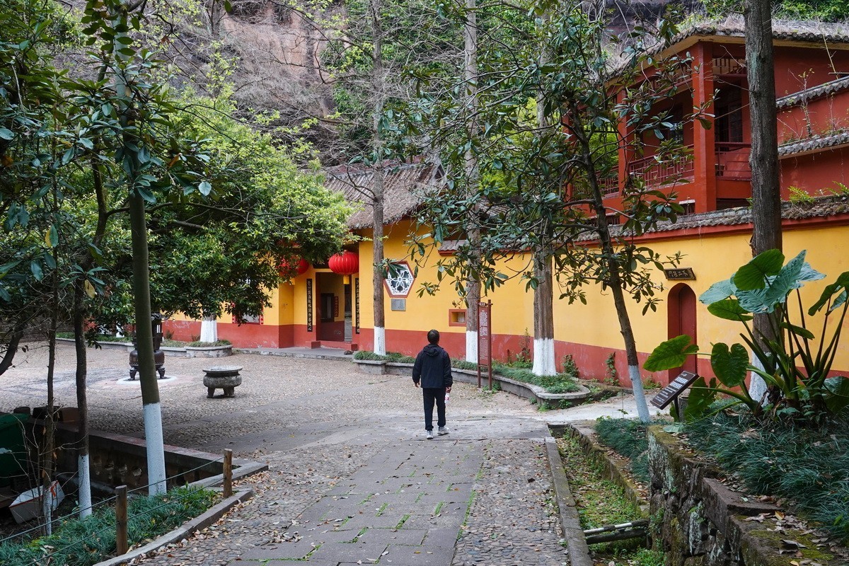 赣州3------通天岩1