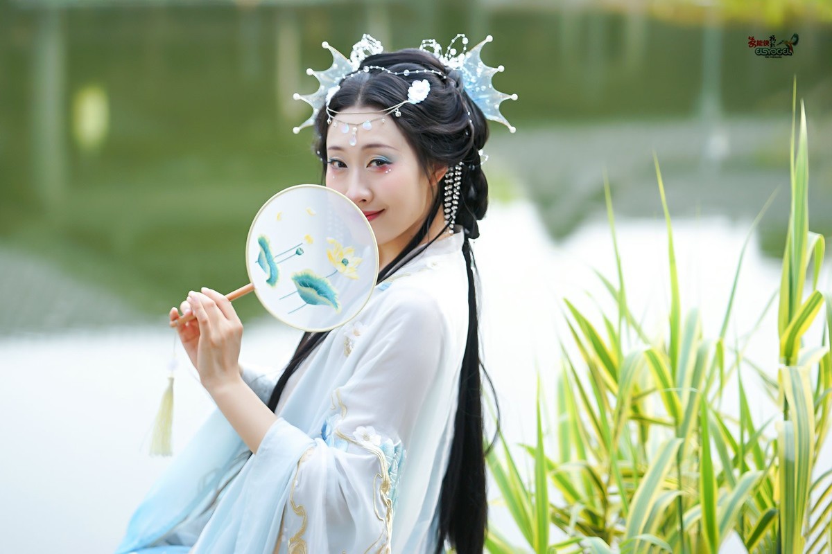 【蓝色人鱼美女】---银璐