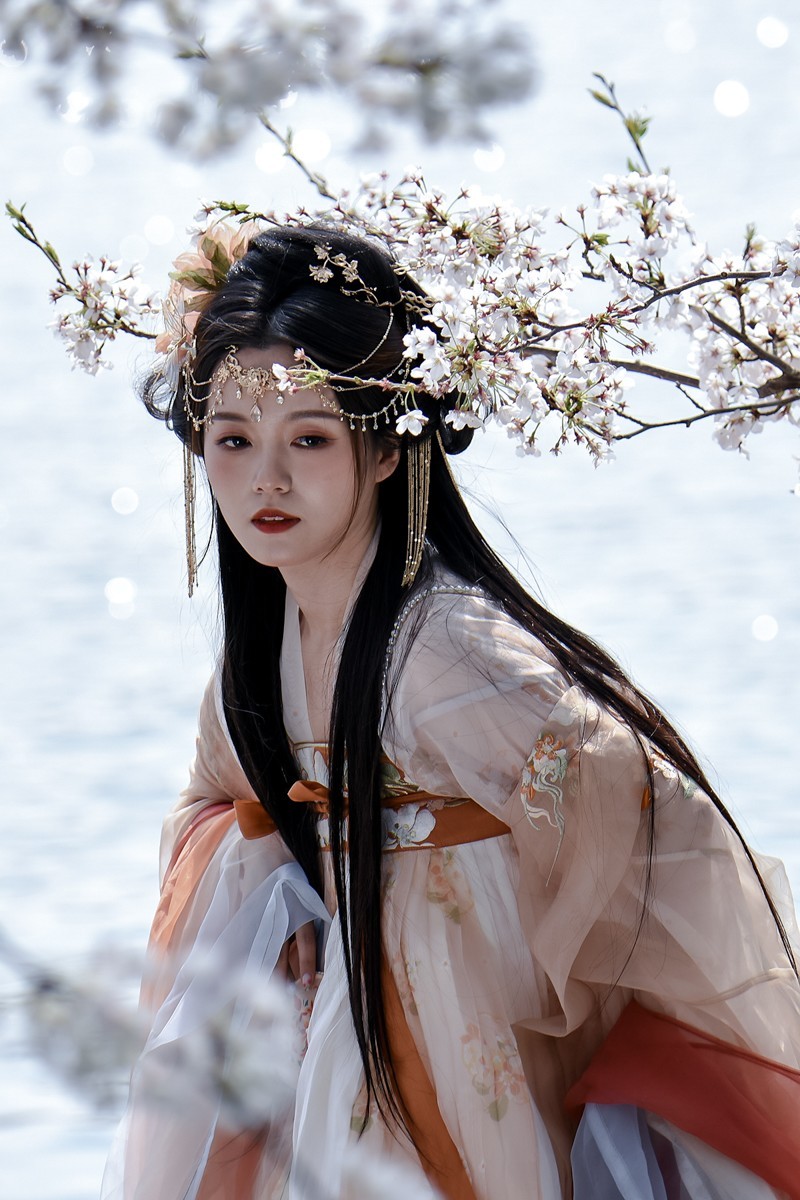 2024年第0077贴-公园人像纪实抓拍（0130）