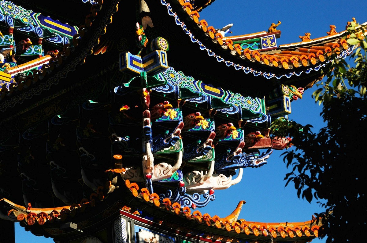 云南鸡足山门坊