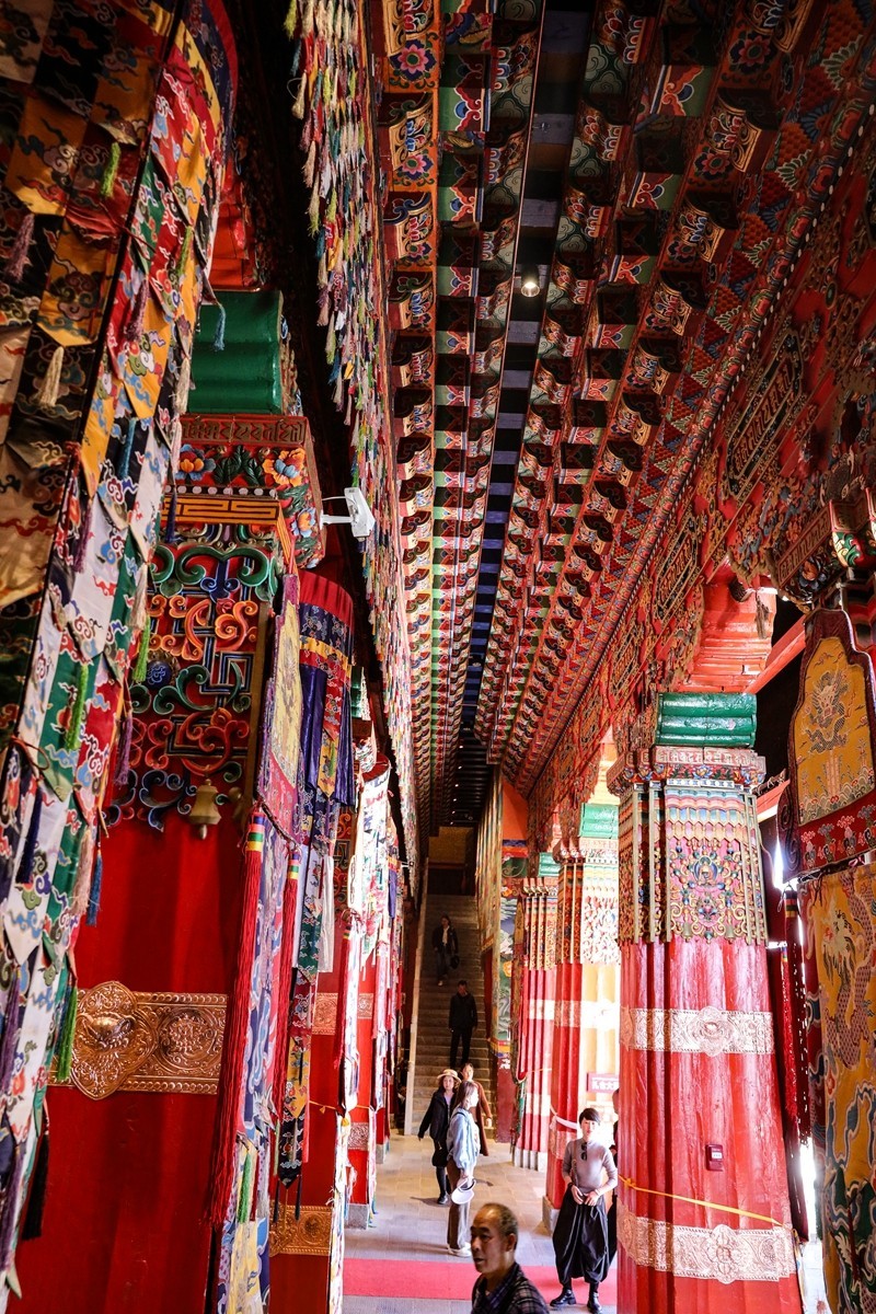 香格里拉噶丹--松赞林寺4