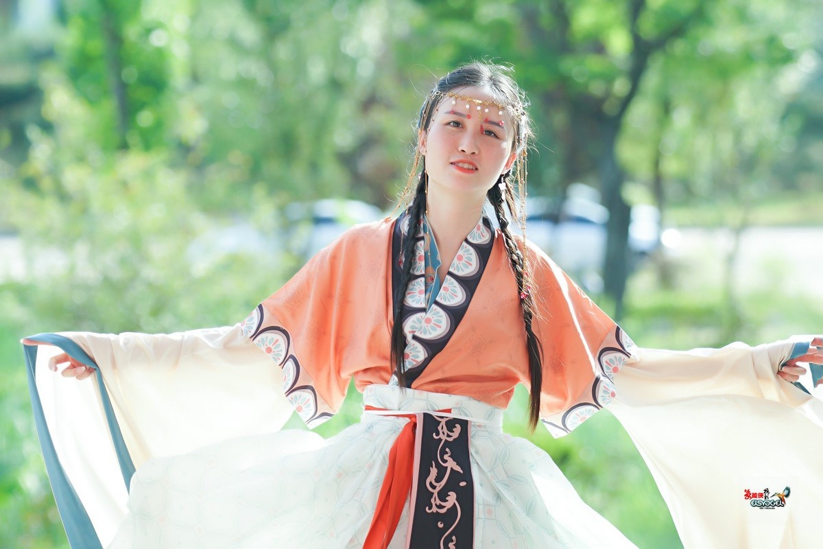 【天龙山神女】---娟娟