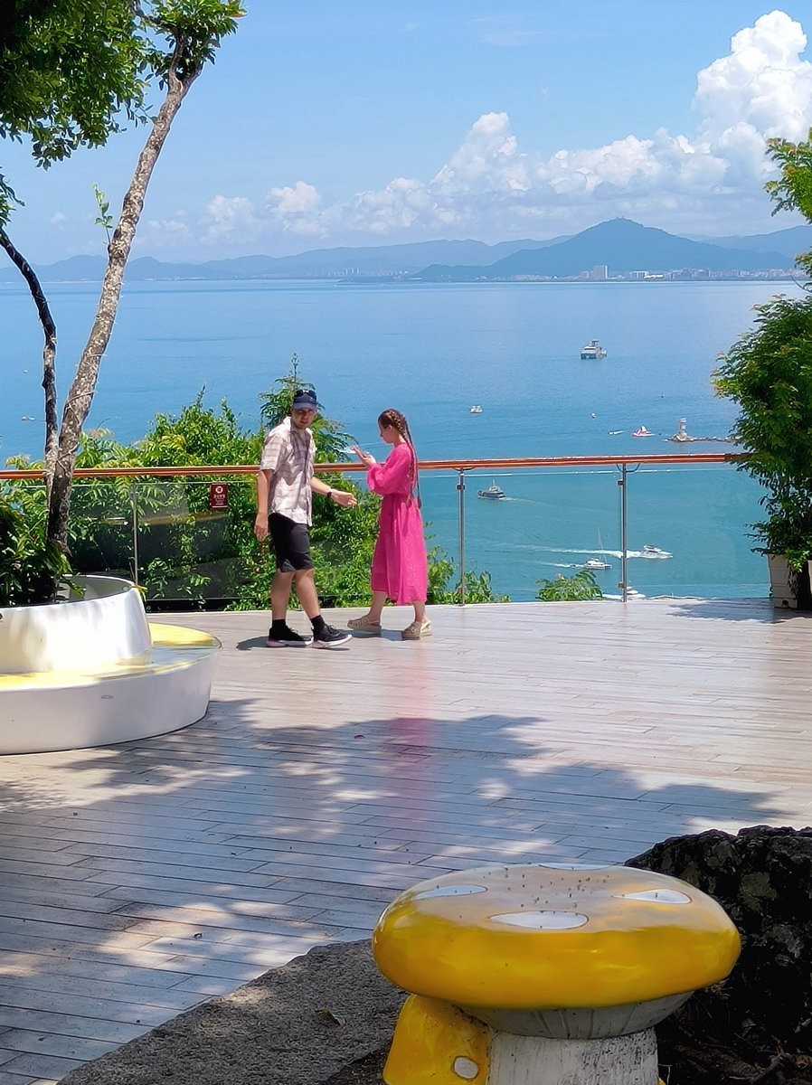 2024夏 海南环岛行（104）鹿回头上住一晚