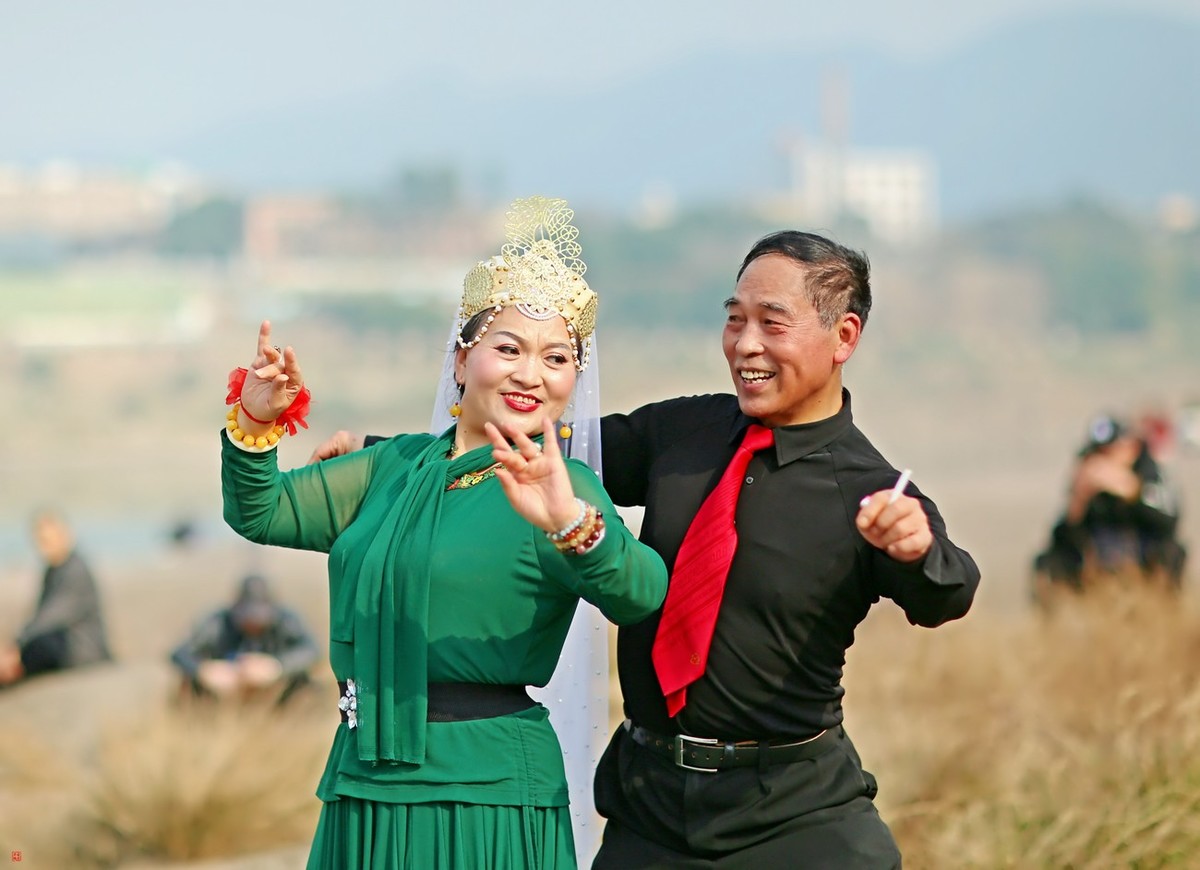 #拜年帖#给尼康d300s版块的摄友们拜年！