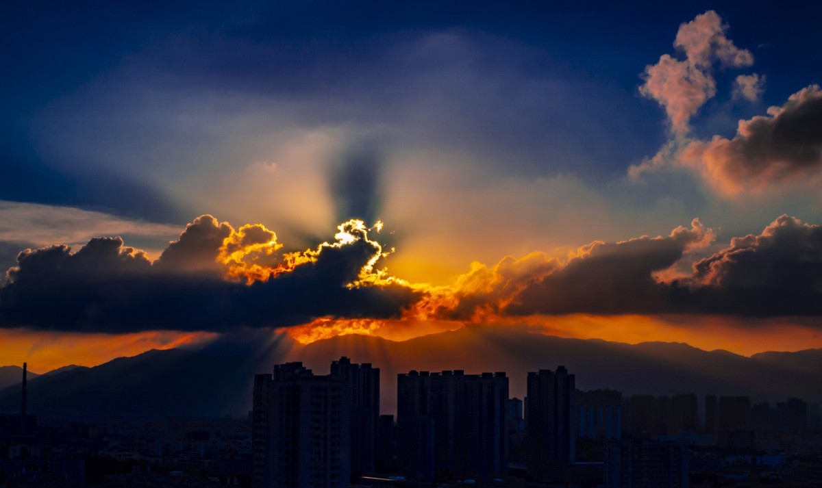 夕阳风云
