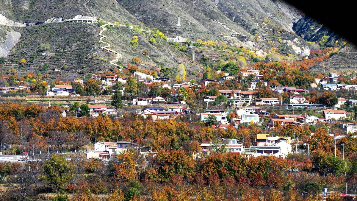 金秋川西行摄【21】黑水至金川