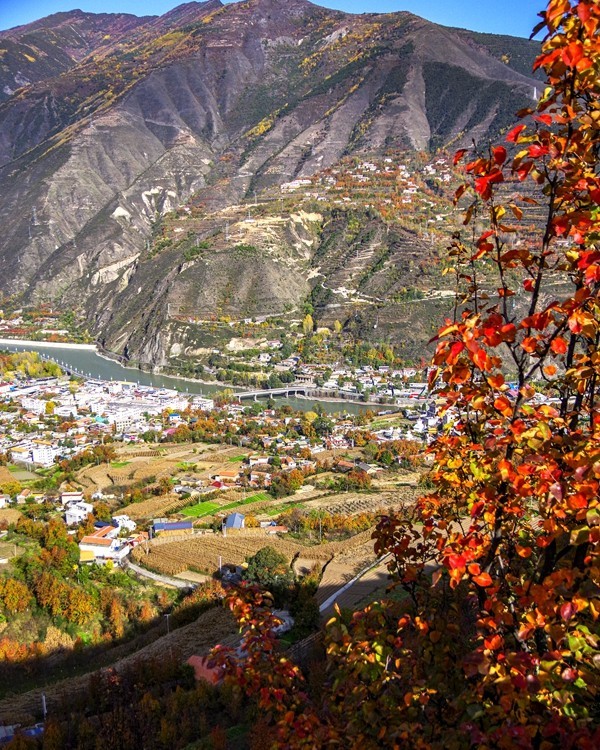 金秋川西行摄【21】黑水至金川