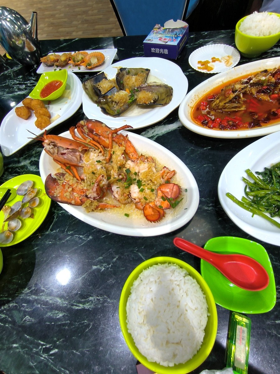 2024夏 海南环岛行（106）在三亚市吃海鲜