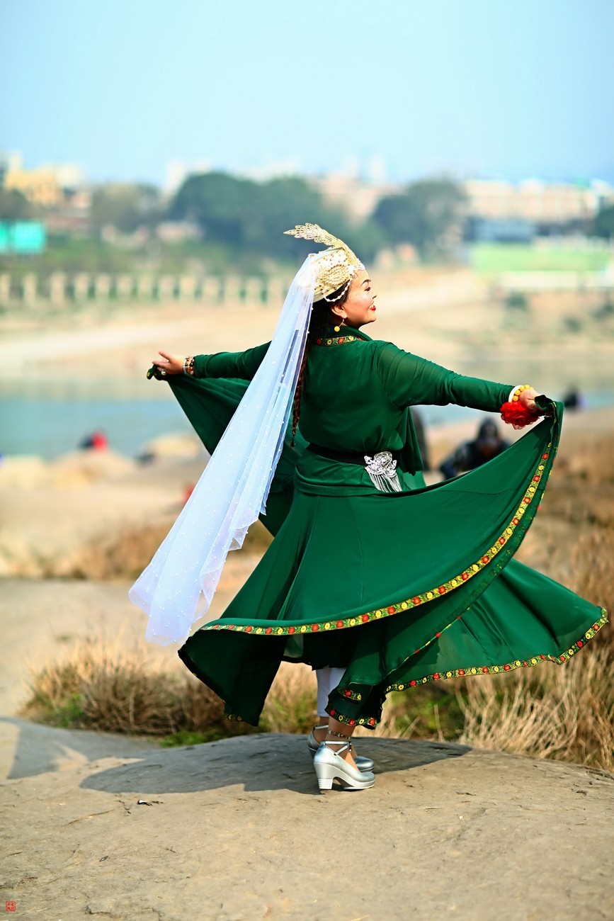 #拜年帖#给尼康d300s版块的摄友们拜年！