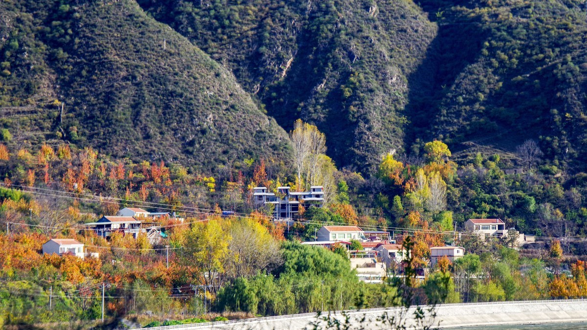 金秋川西行摄【21】黑水至金川