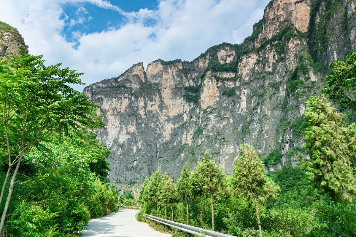 当你感觉不太行时，就到太行山走走，就太行了