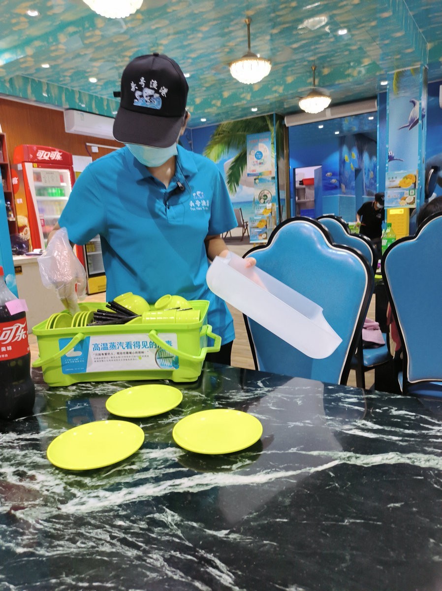 2024夏 海南环岛行（106）在三亚市吃海鲜