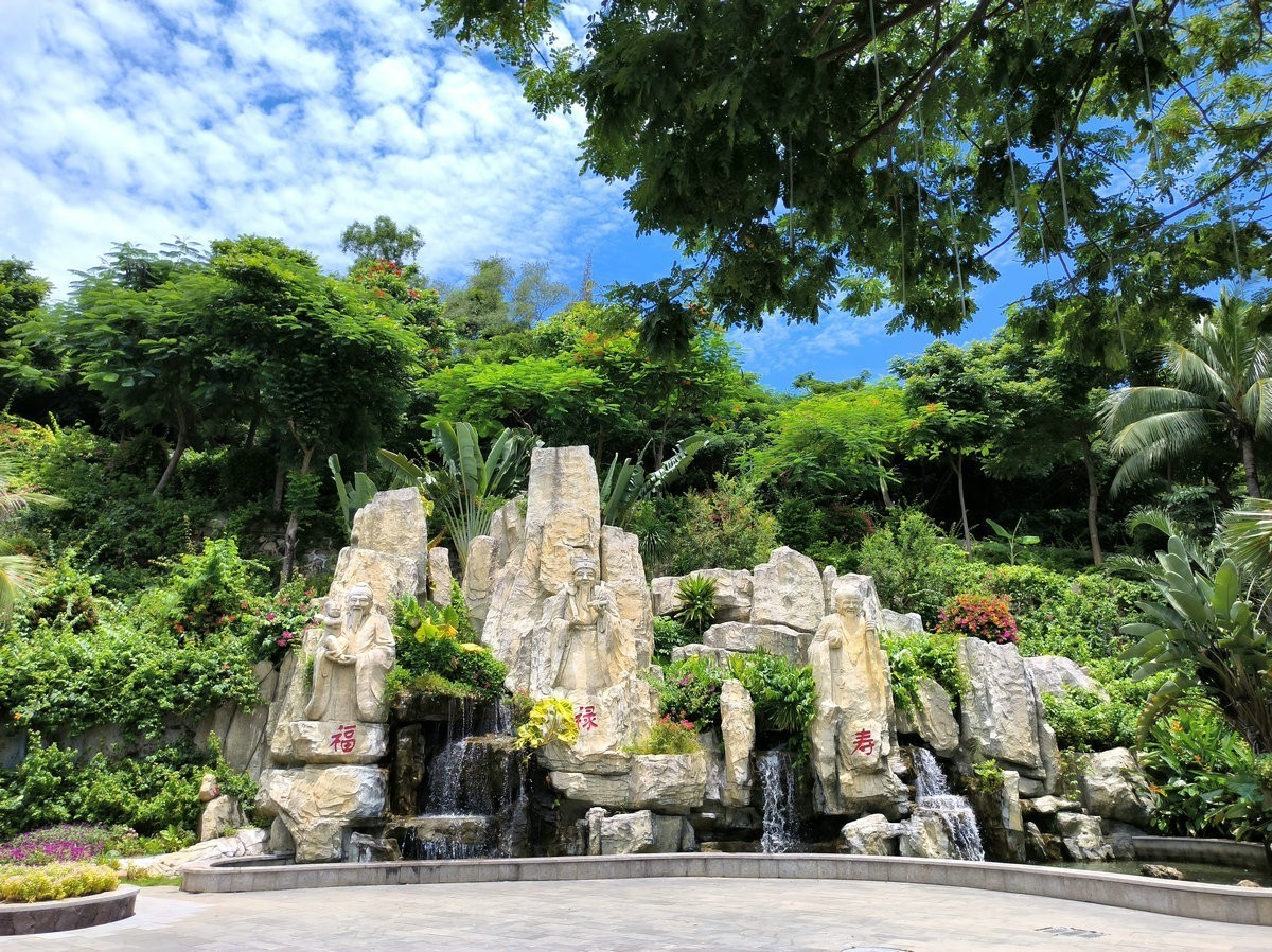 2024夏 海南环岛行（106）在三亚市吃海鲜