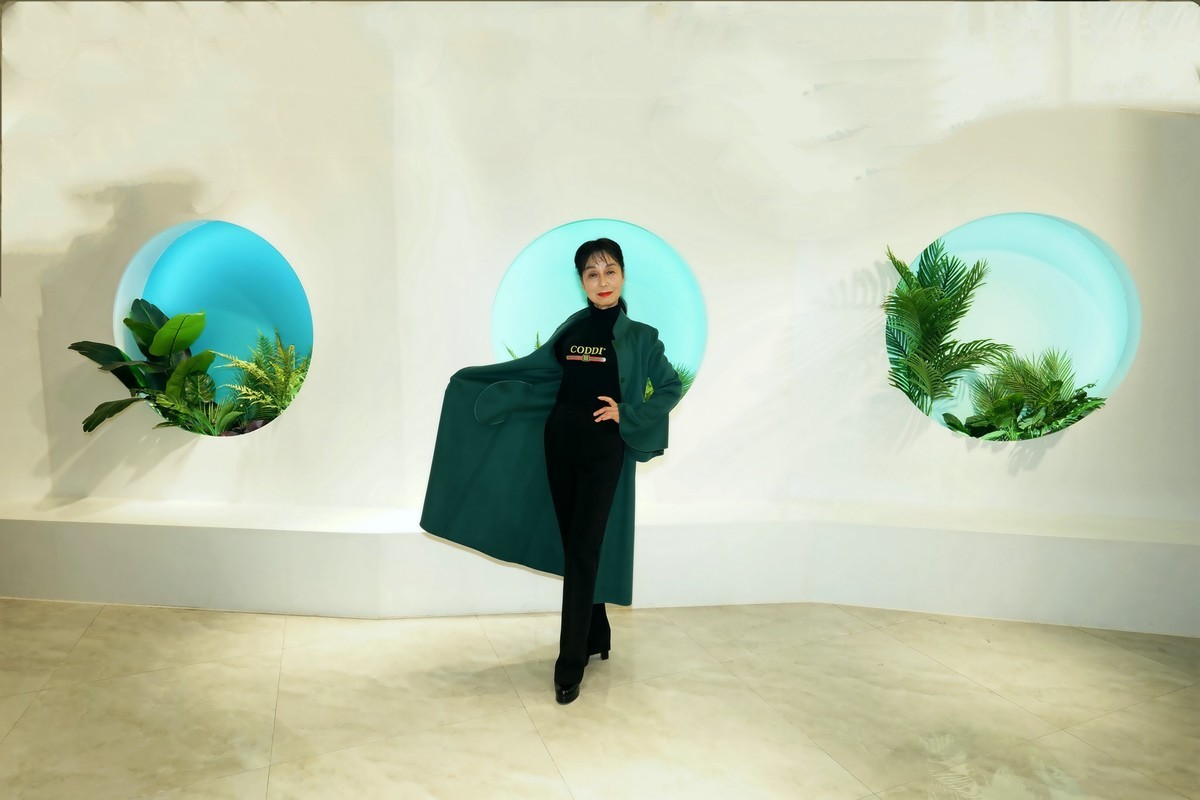 室内环境人像---时装秀的美女们！