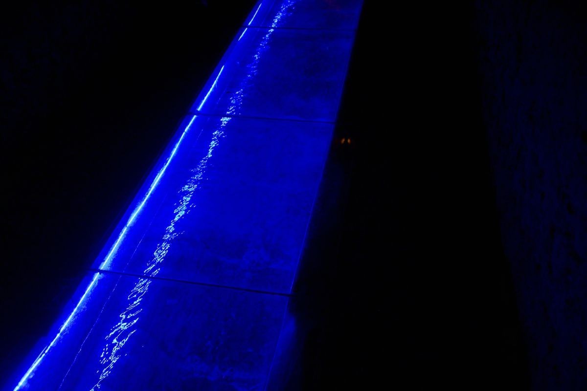 北 疆 游 { 吐 鲁 番 坎 儿 井 } { 113 }