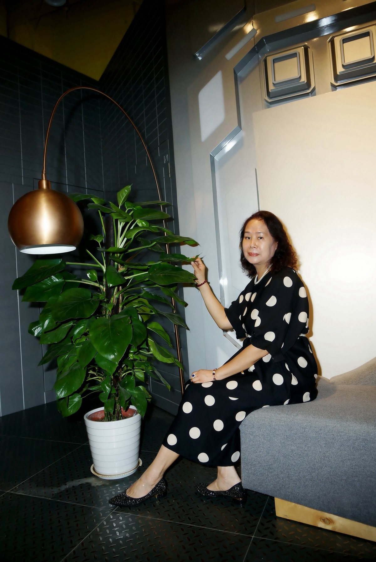 室内环境人像---K11商场休闲美女！