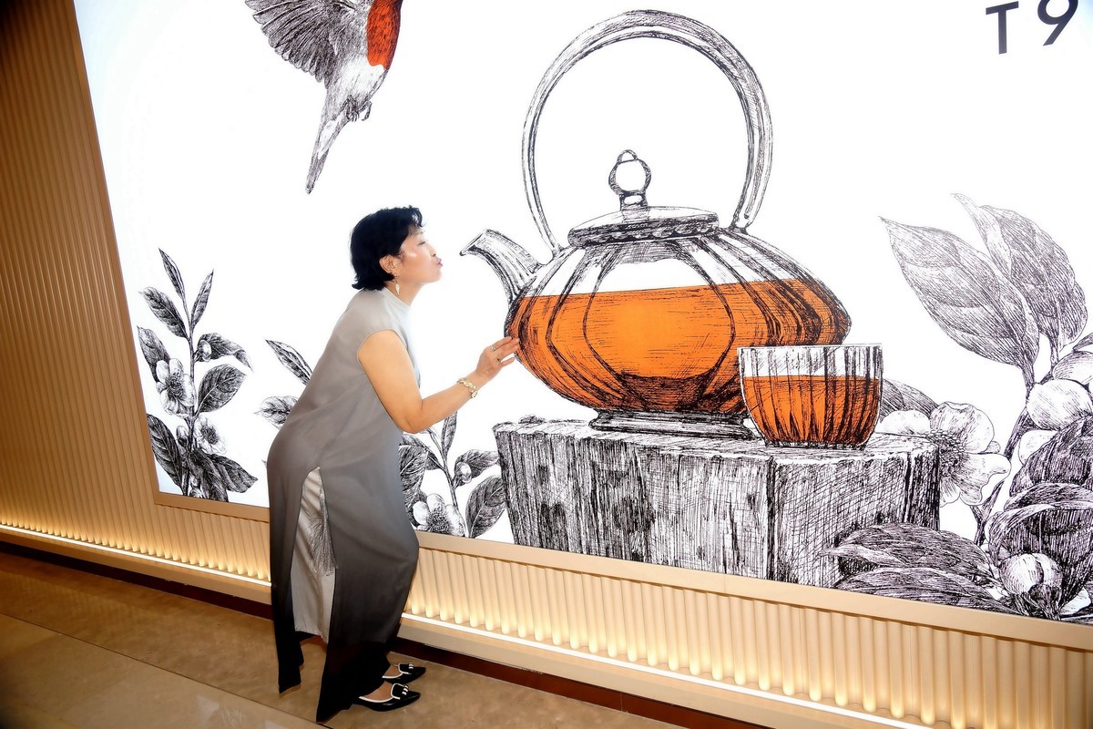 室内环境人像---K11商场休闲美女！