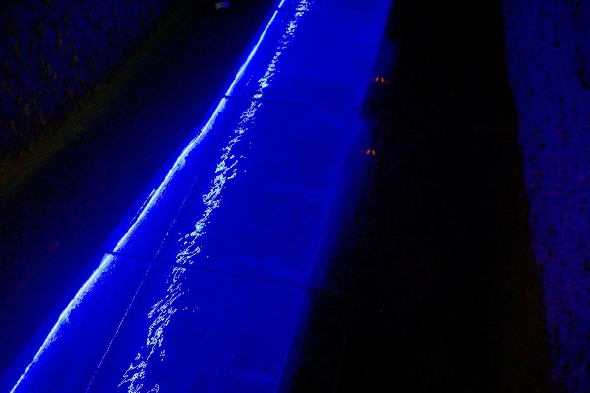 北 疆 游 { 吐 鲁 番 坎 儿 井 } { 113 }