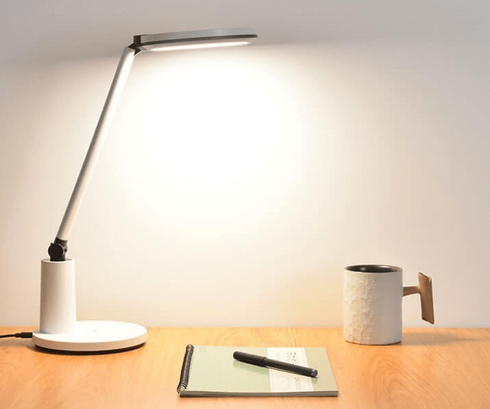 小学生写作业用台灯好还是不好？2023五款好用护眼台灯推荐