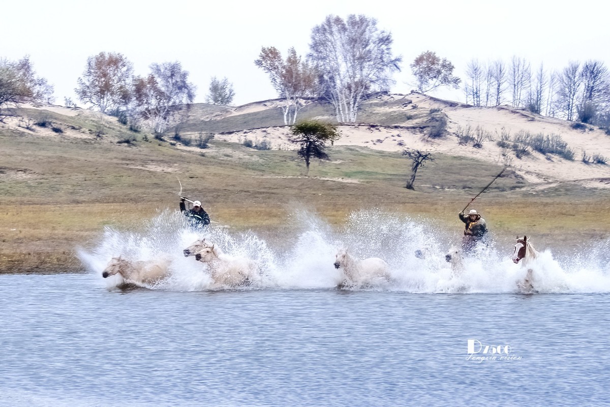 慢门 飞马踏水（3）