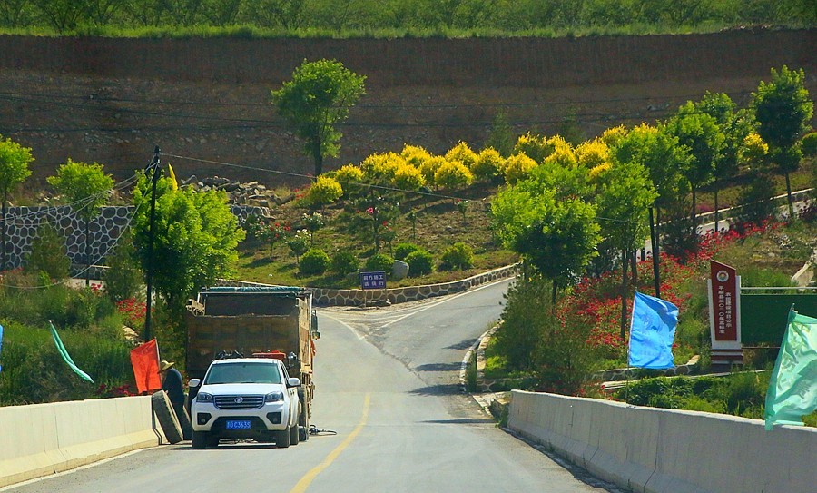 《不老松：纪实摄影》【大好河山系列报導】邯郸游摄！寻找掛壁公路！！ (12)道路狭窄
