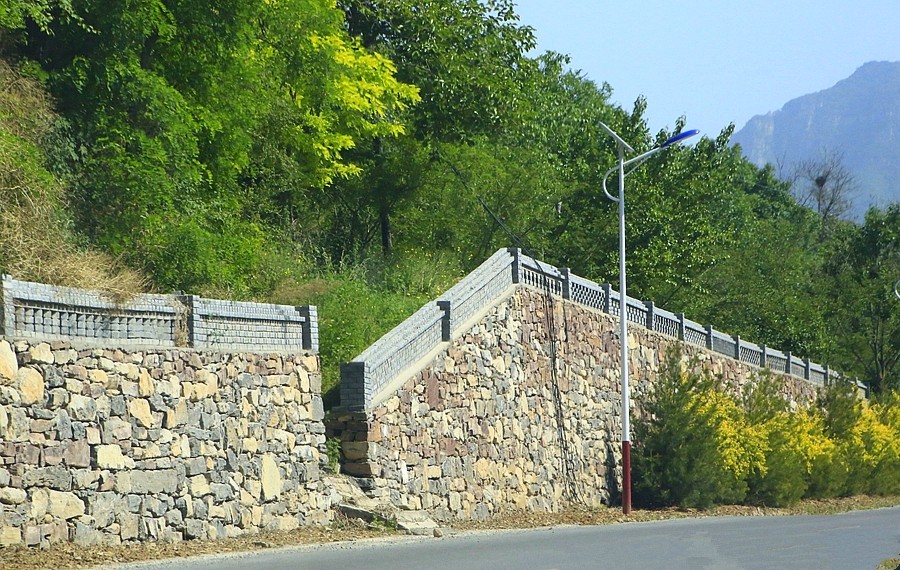 《不老松：纪实摄影》【大好河山系列报導】邯郸游摄！寻找掛壁公路！！ (12)道路狭窄