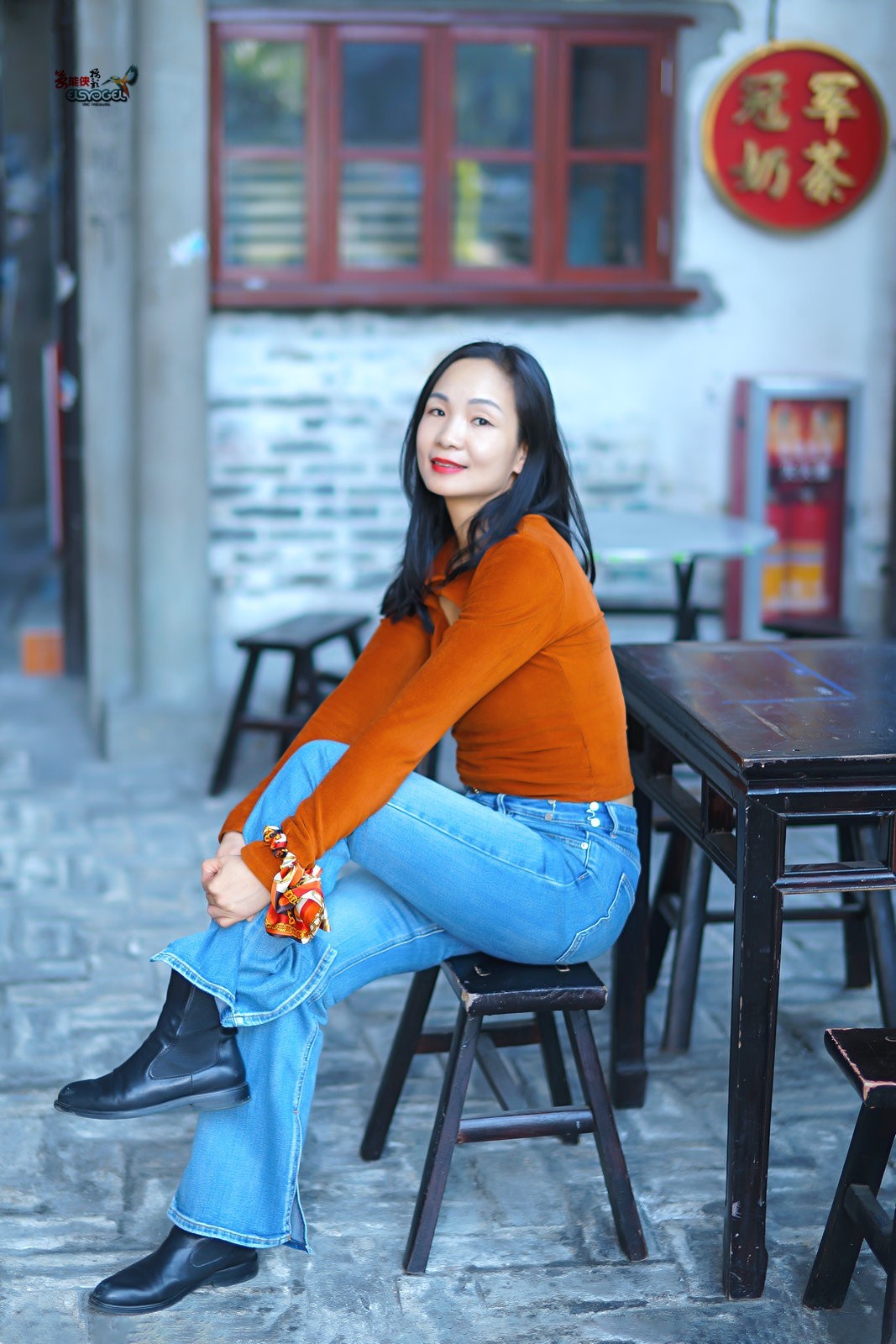 【旧城美女】--丰银