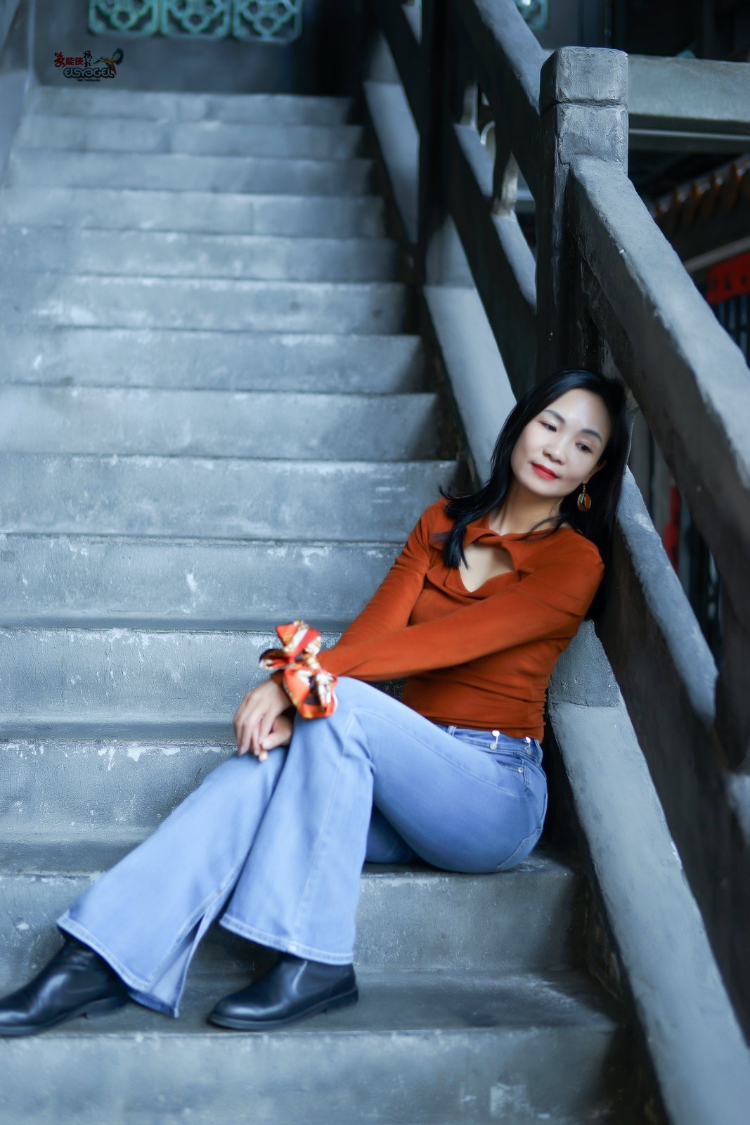 【旧城美女】--丰银