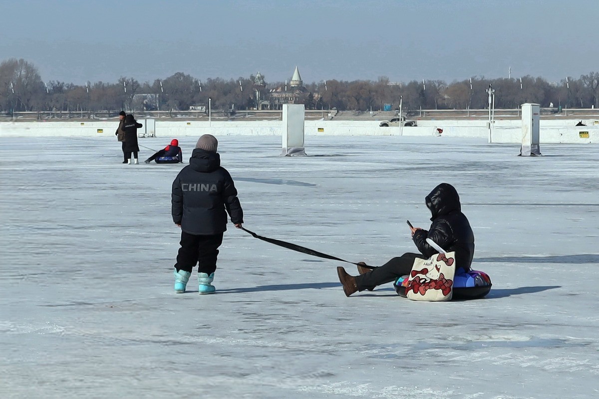 冬日江面上    2