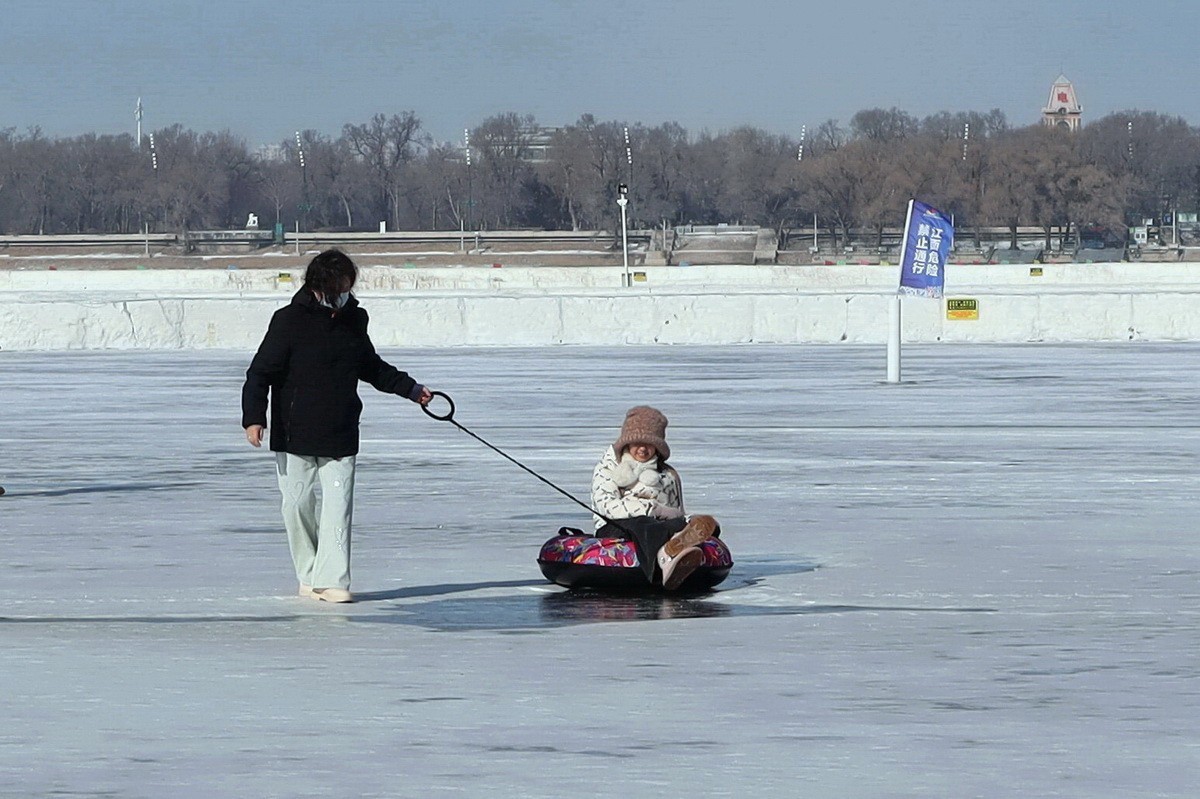 冬日江面上    2