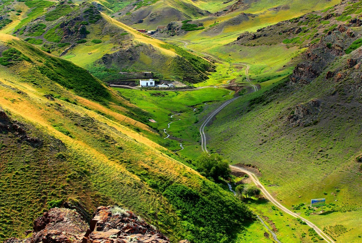 大美新疆 美丽库普系列小片 大山深处  恳请各位老师批评指正！
