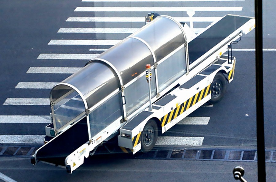 《不老松：忆海南游记》（02）济南机场外观！