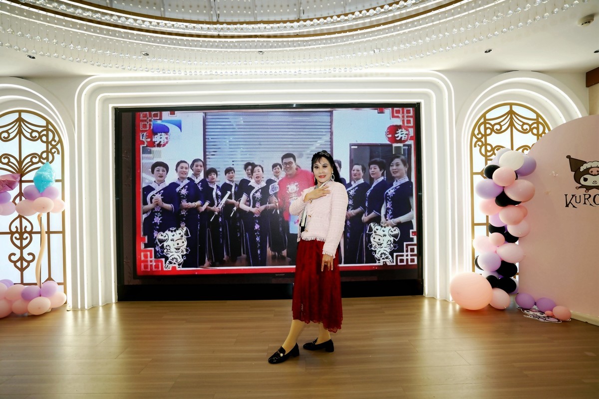 室内环境人像---周年庆典上的美女！