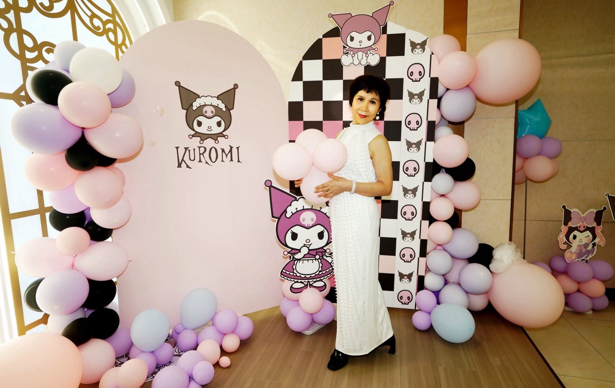 室内环境人像---周年庆典上的美女！