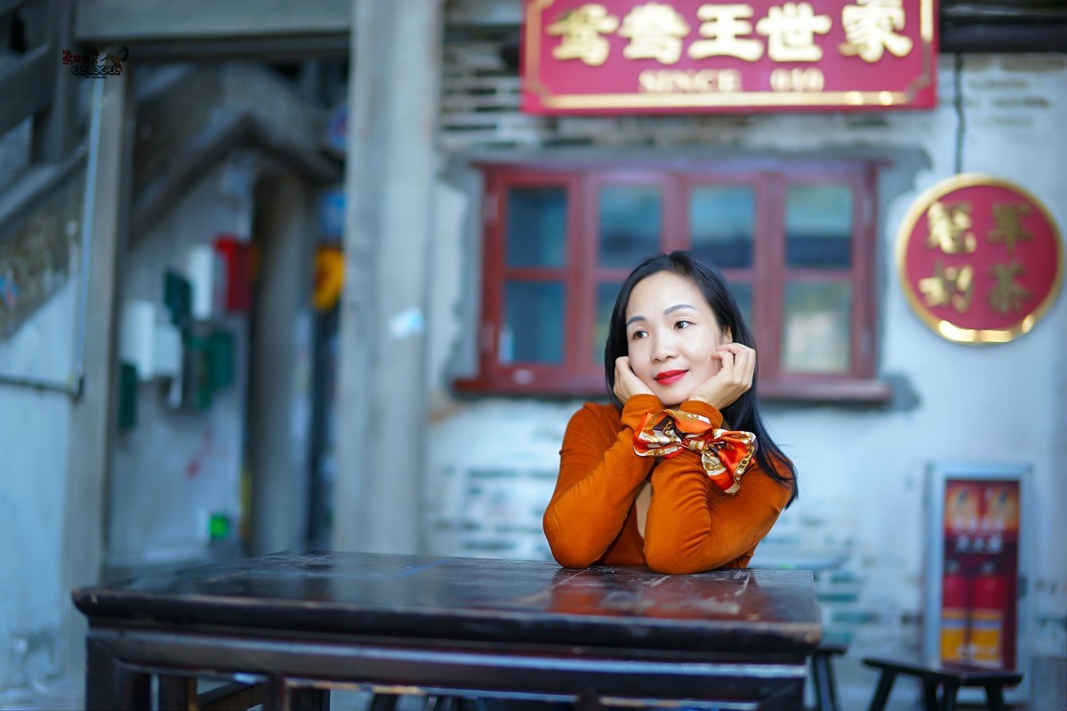 【旧城美女】--丰银