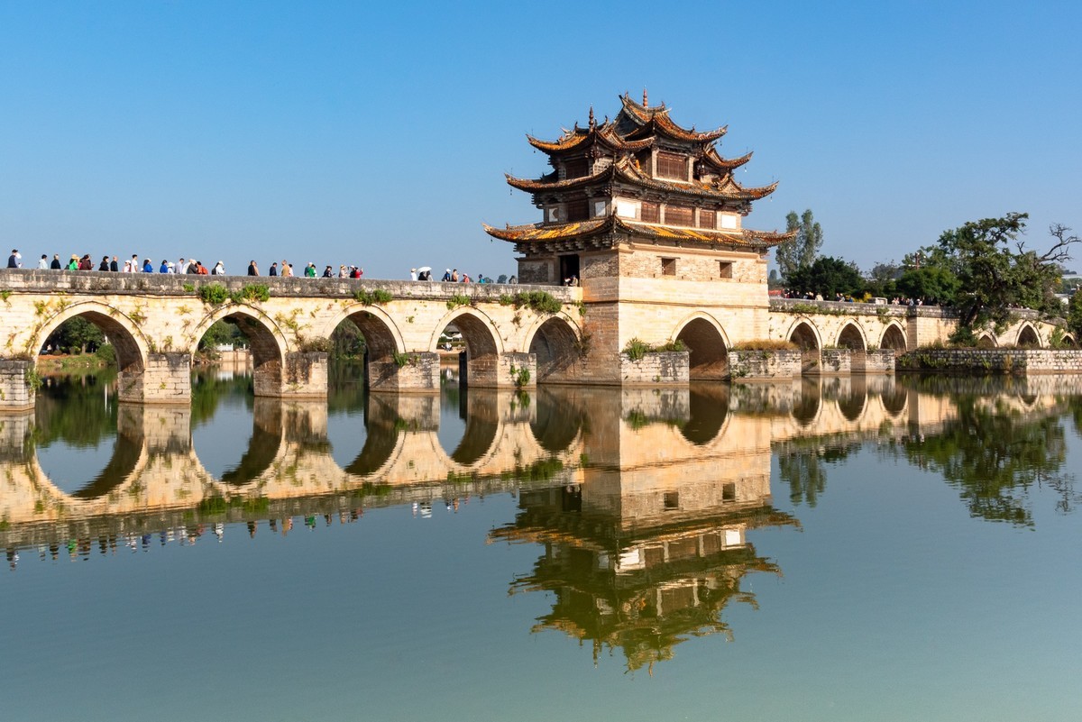 感怀 · 建水百年米轨列车