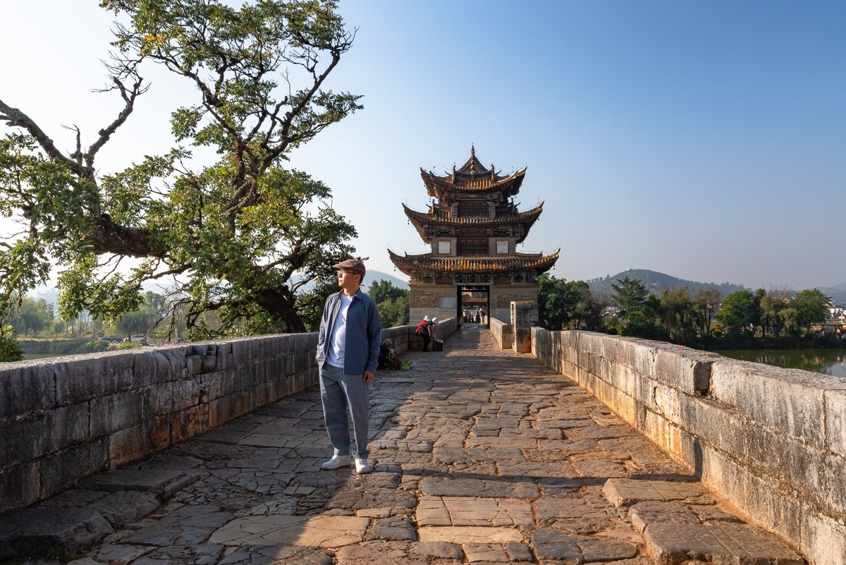 感怀 · 建水百年米轨列车