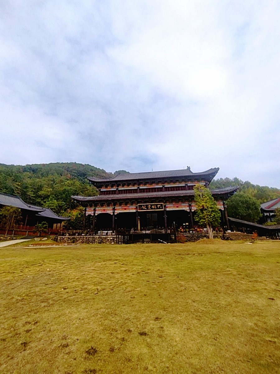 漫步星城 走街串巷（328）义工是菩萨行者