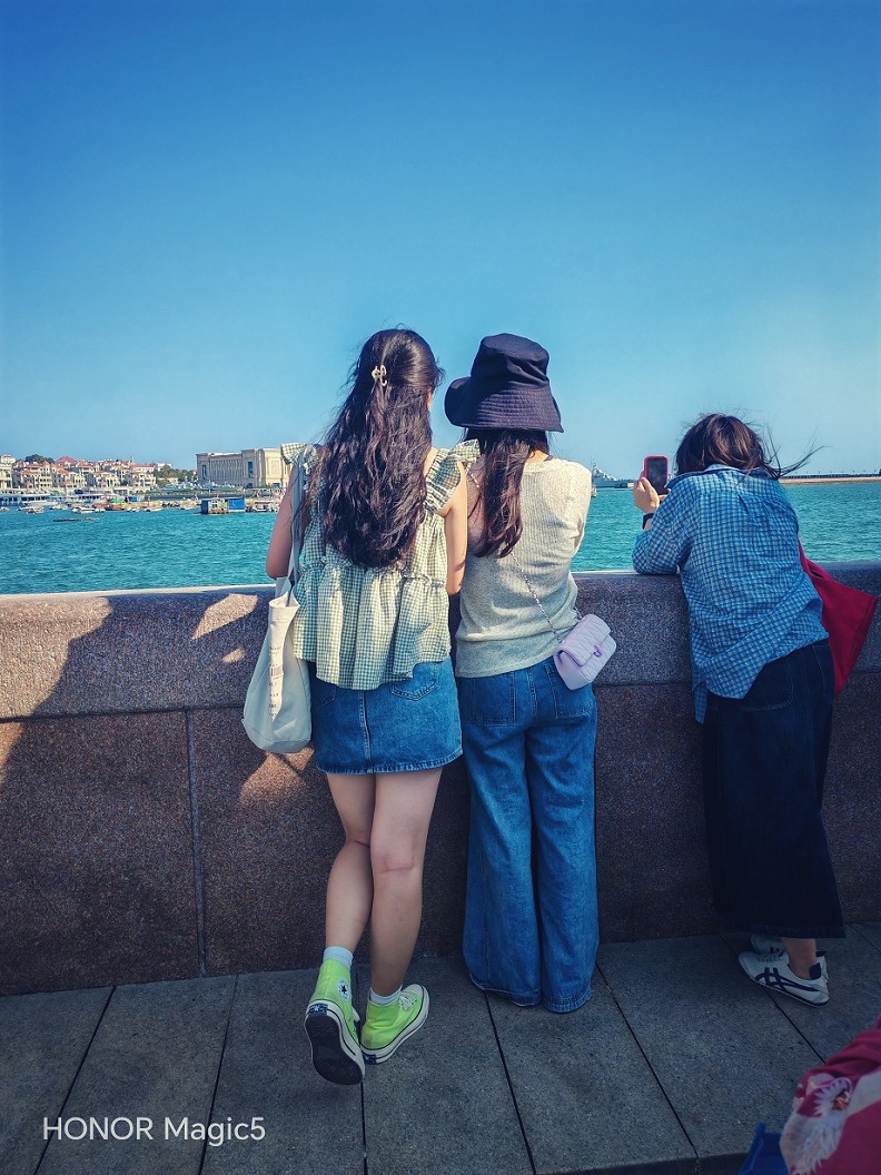 重阳节一贴《溜圈随拍抓拍风景，花草和妹子》祝大家节日快乐！