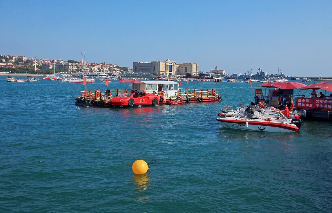 重阳节一贴《溜圈随拍抓拍风景，花草和妹子》祝大家节日快乐！