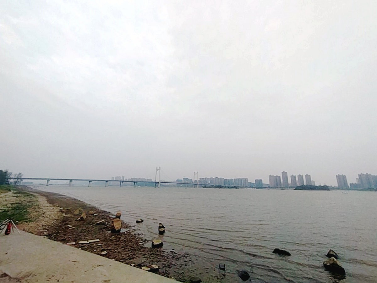 漫步星城 走街串巷（302）湘江落花茅舍晚