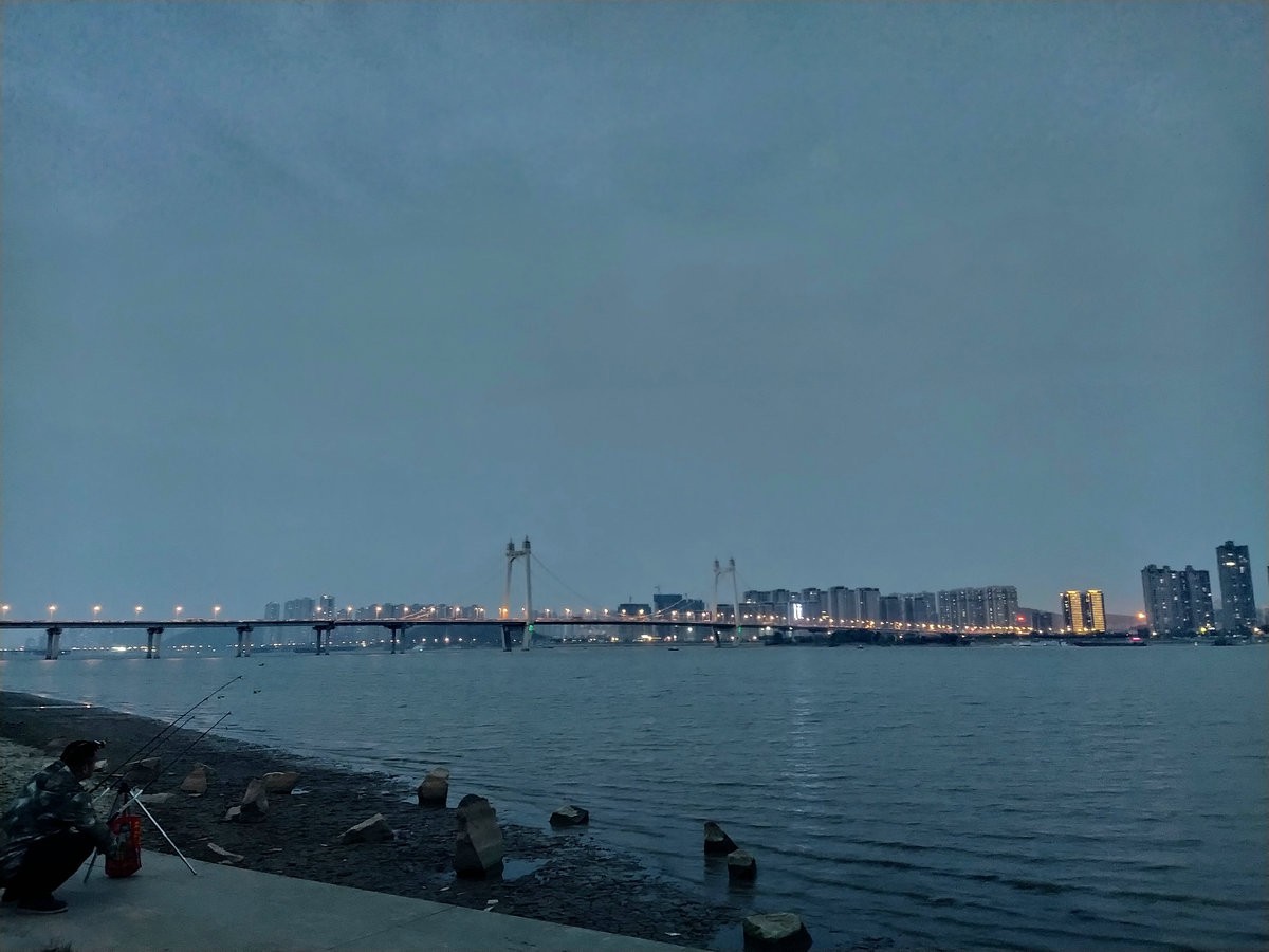 漫步星城 走街串巷（302）湘江落花茅舍晚