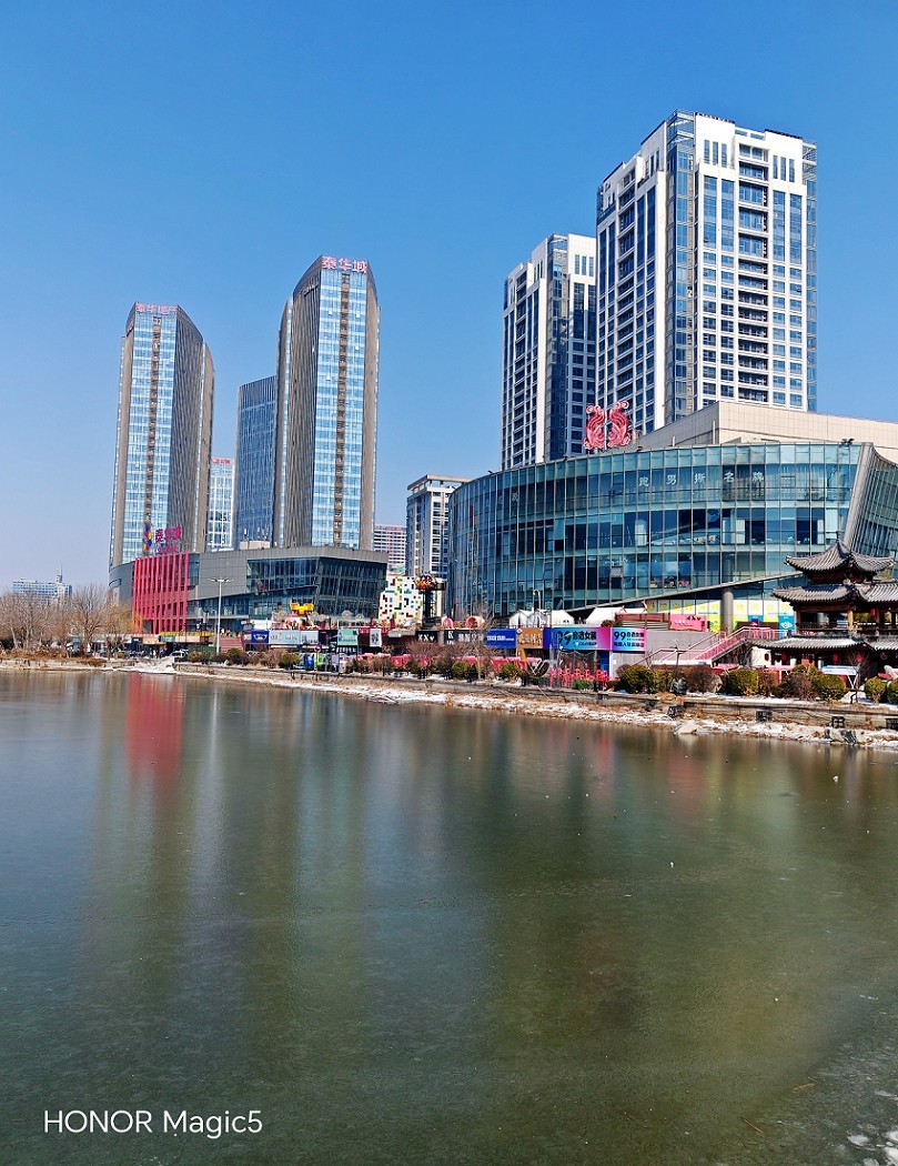 《过年片》过年好！拜个晚年！终于过完年了一切恢复往常真不容易。一切重新开始吧！