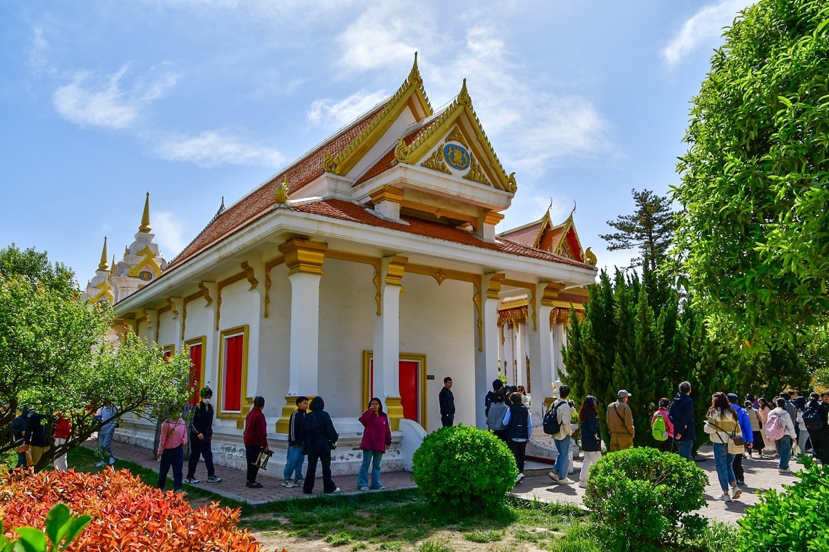 如此洛阳缅泰印风情园