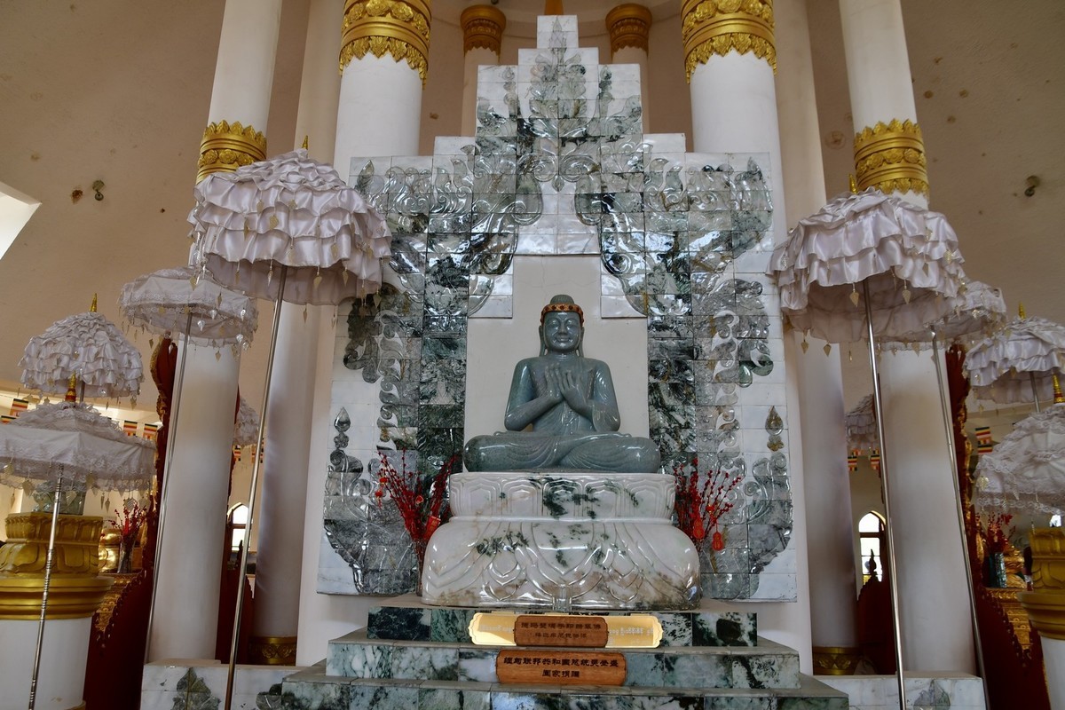 如此洛阳缅泰印风情园