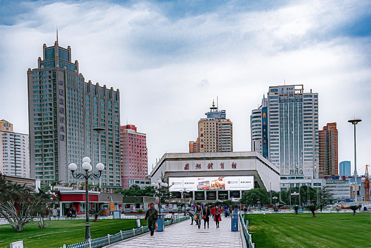 随                                          拍