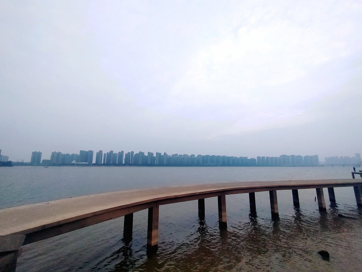 漫步星城 走街串巷（302）湘江落花茅舍晚