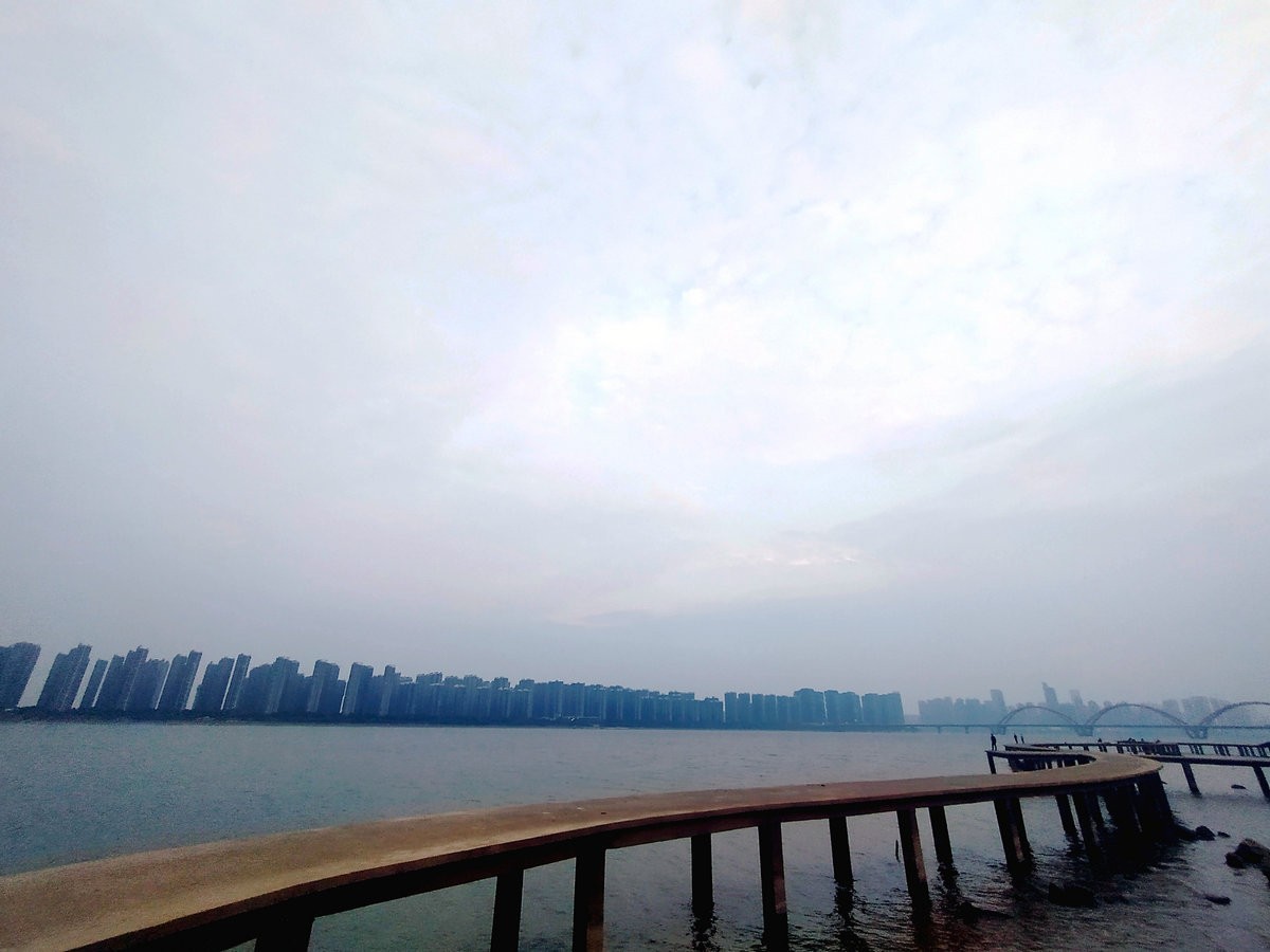 漫步星城 走街串巷（302）湘江落花茅舍晚