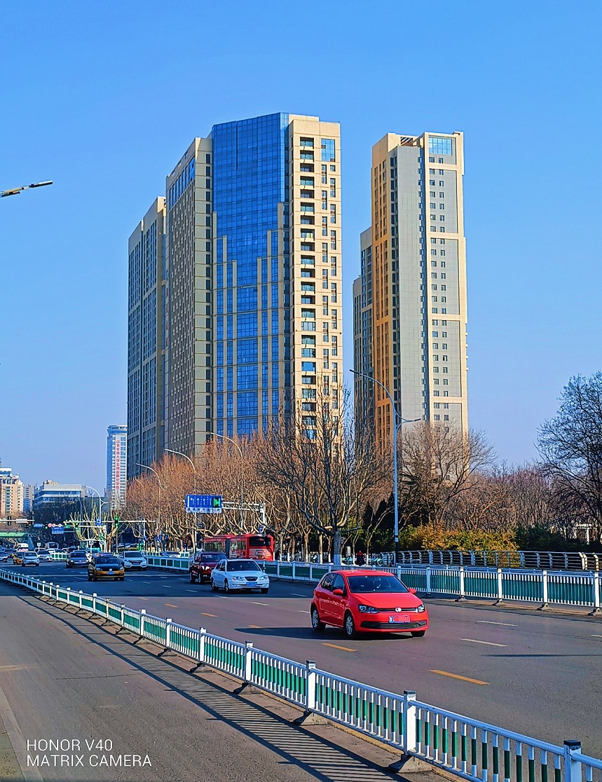 《过年片》过年好！拜个晚年！终于过完年了一切恢复往常真不容易。一切重新开始吧！