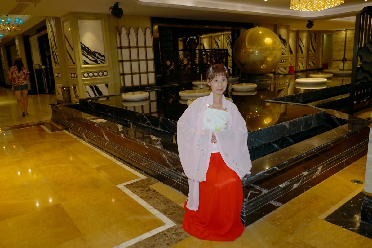 室内环境人像---汉口城市抖音的美女！